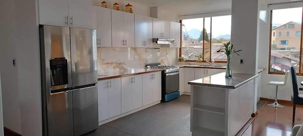 Cuenca -Sucre Suites Modern Lux 0*,  Ecuador
